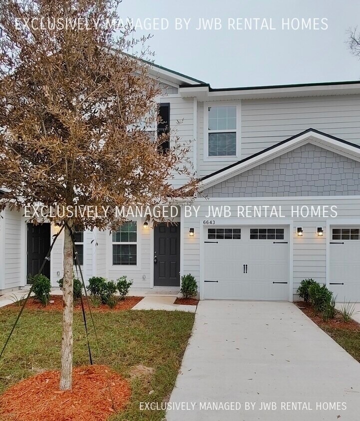 Foto principal - 6643 Talking Tree Ct