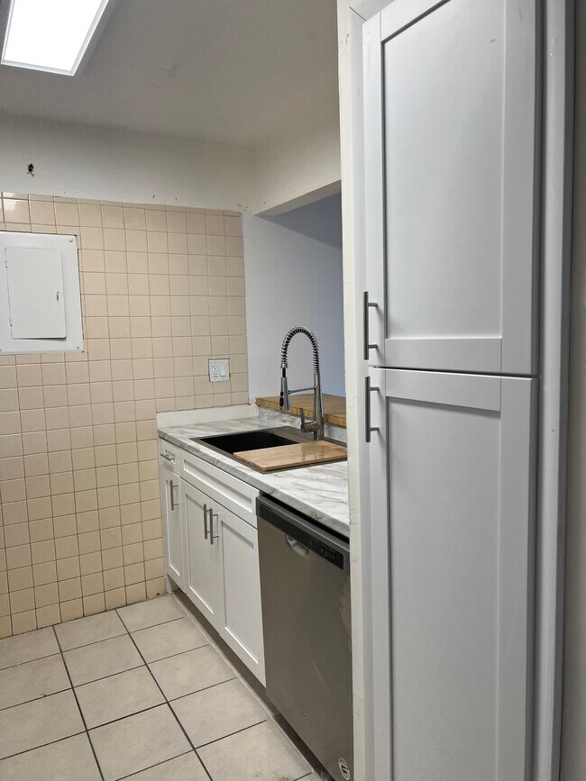 Foto del edificio - 13390 NE 7th Ave