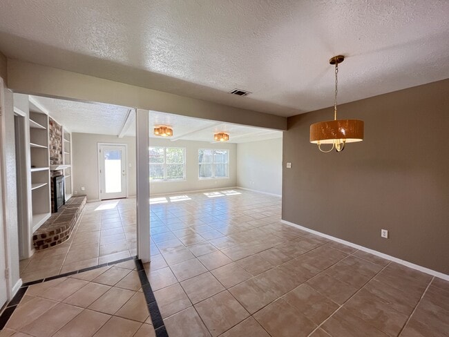 Foto del edificio - 16450 Hibiscus Ln