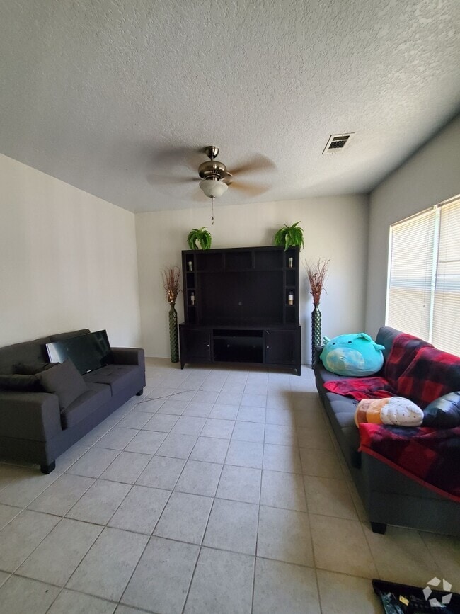 Pondarosa Apartments under 700 Biloxi, MS 3 Rentals