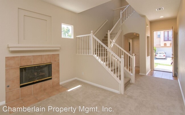 Building Photo - 3 br, 2.5 bath House - 11319 W San Raphael Dr