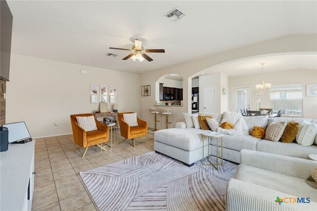 Foto del edificio - 5407 Laustin Ln