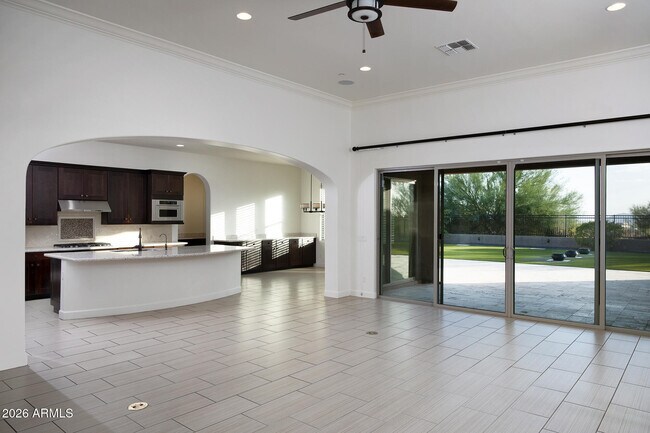 Foto del edificio - 10924 N 136th Pl