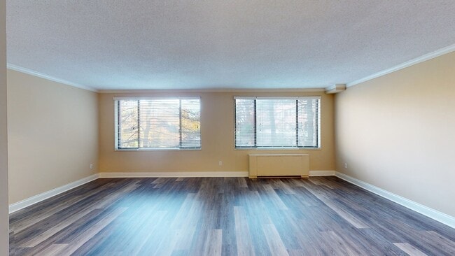 Interior Photo - The Whitmore