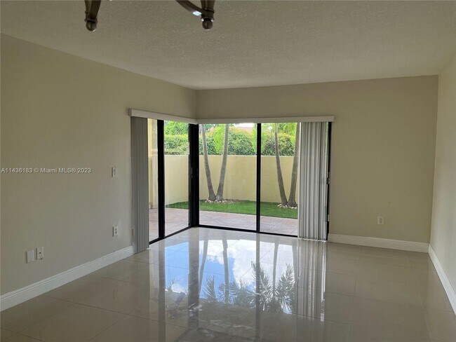 Building Photo - 12932 SW 88th Ln