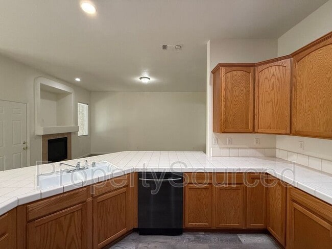 Building Photo - 3176 Penelope Dr