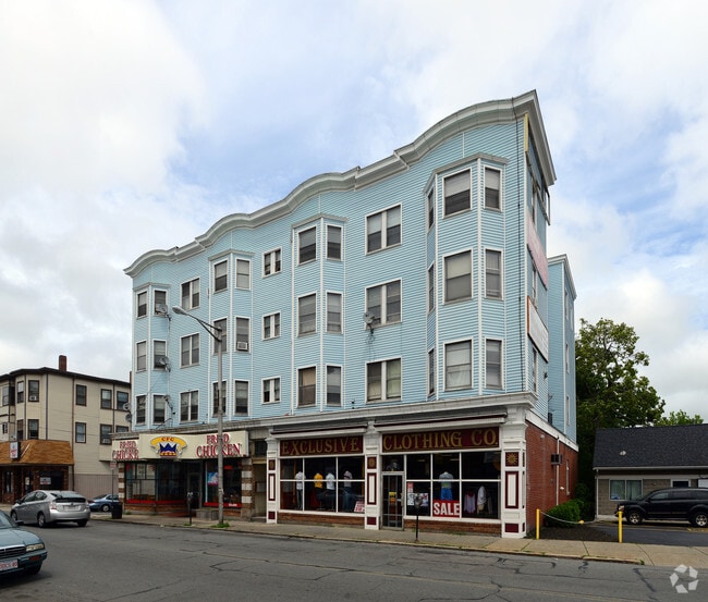 15661570 Ave New Bedford, MA 02746 Rentals New Bedford, MA