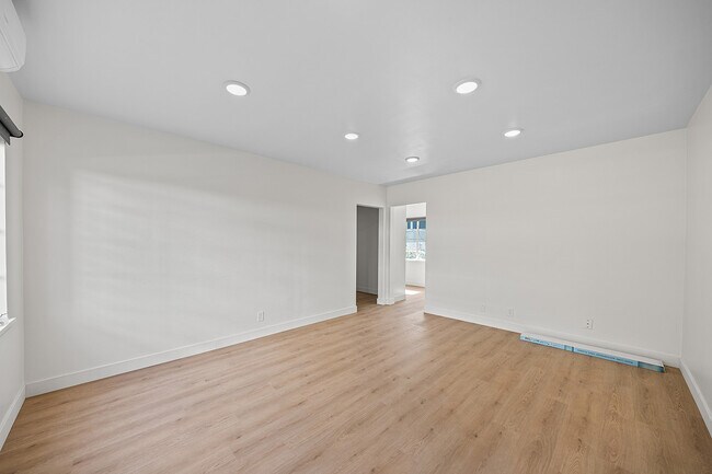 Foto del edificio - 426 S Los Robles Ave