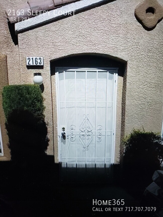 Foto del edificio - Nice three-bedroom, two-bath townhome in t...