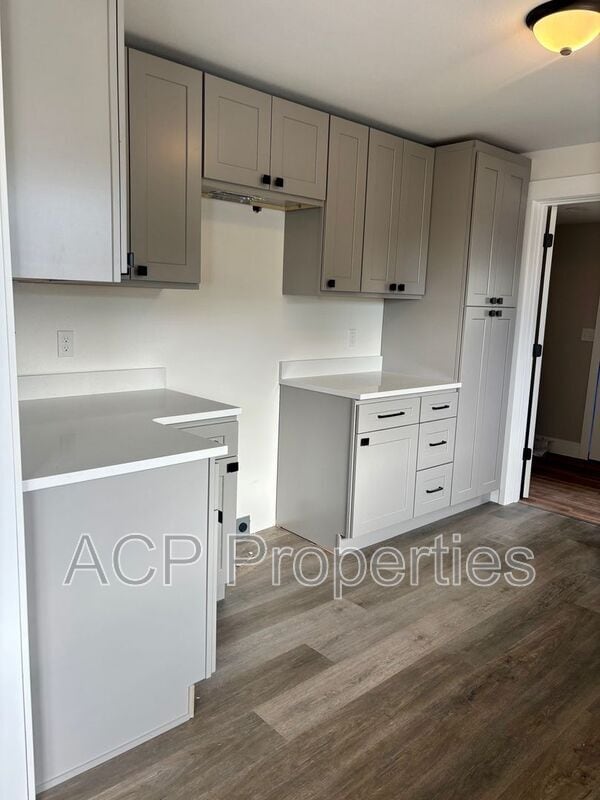 Foto del edificio - 2094 Front St