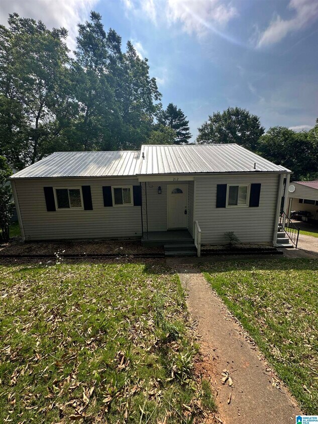 212 Pine St, Bessemer, AL 35023 House for Rent in Bessemer, AL