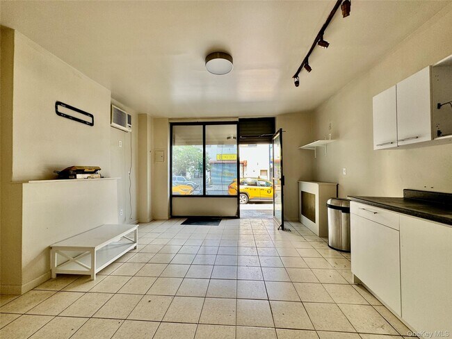Foto del edificio - 36-15 33rd St