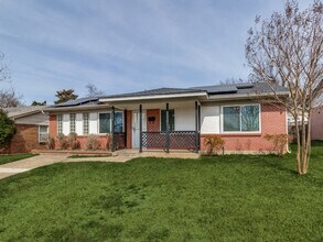 Building Photo - 8655 Ashcroft Ave