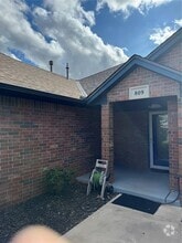 Building Photo - 809 Jannas Trail