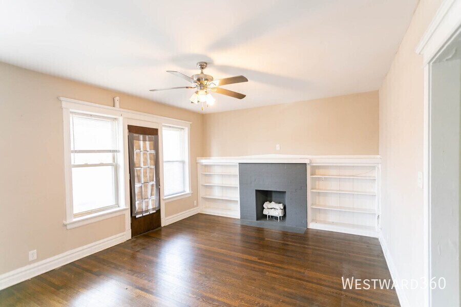 Foto principal - 5419 S Drexel Ave