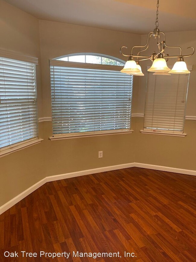 Foto del edificio - 3 br, 2 bath House - 2121 E. Brandywine Lane