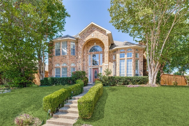 Foto del edificio - Room in House on Lakepointe Ave