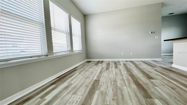 Building Photo - 9301 Reymont Street