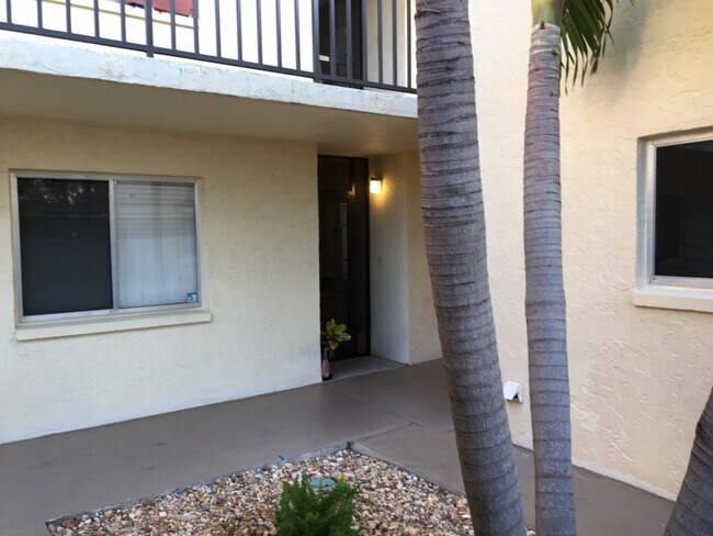 Building Photo - 25808 Cockleshell Dr