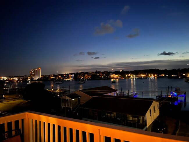 Photo - 1008 Canal Dr Apartment