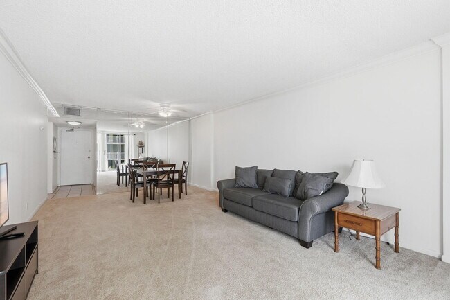 Foto del edificio - 3540 S Ocean Blvd