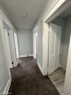 Foto del edificio - 194 N Martha Ave