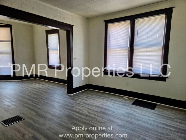Foto del edificio - 2 Bedrooms / 1 Bathroom House