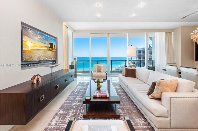 Foto del edificio - 10295 Collins Ave