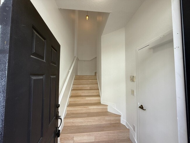 Building Photo - 1711 San Jacinto Cir