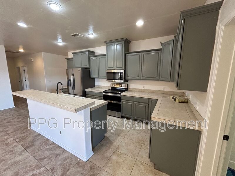 Foto principal - 15601 N Verde St