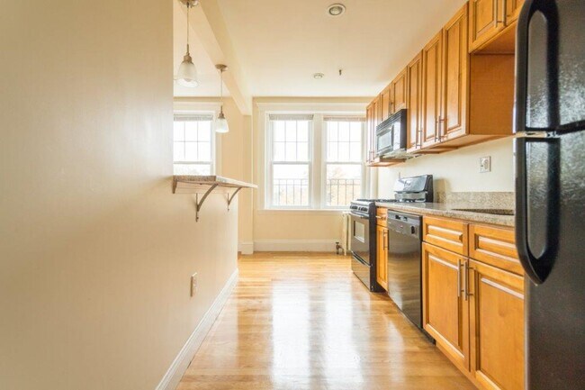 Foto del edificio - 288 Chestnut Hill Ave