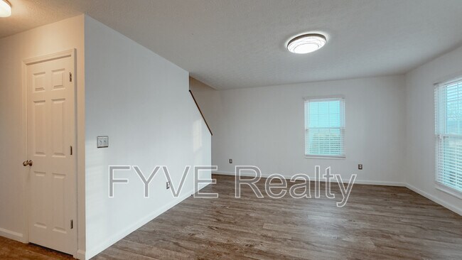Building Photo - 420 Sawyer Blvd