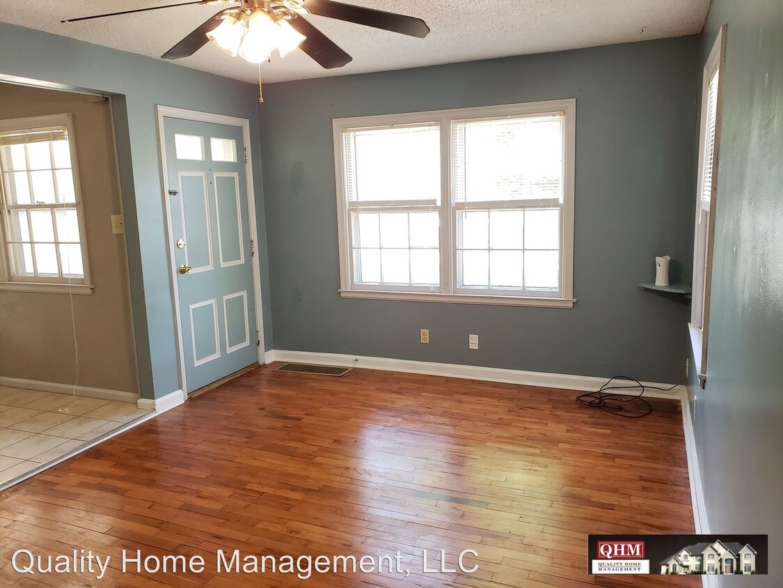 Primary Photo - 4 br, 2 bath House - 419 Thurston St