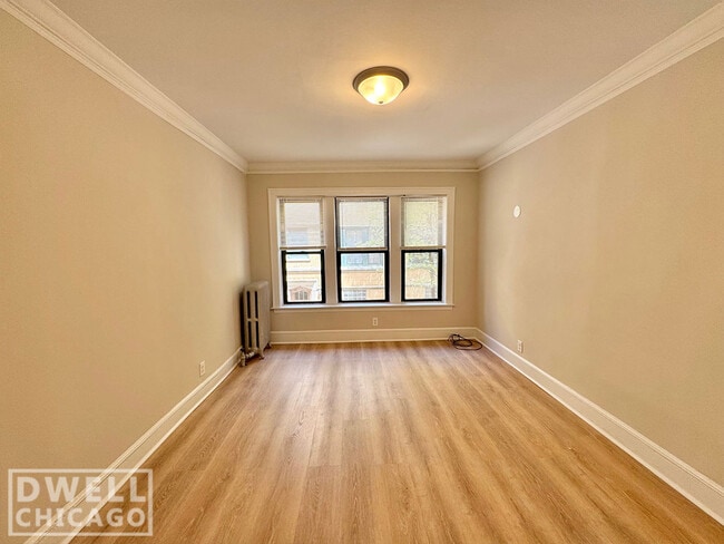Building Photo - 2327 N Spaulding Ave
