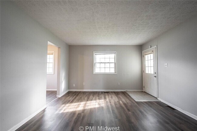 Building Photo - 1442 Coachlite Dr