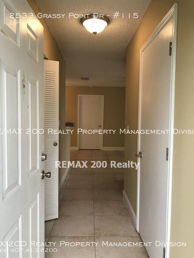 Building Photo - First Floor 2/2 Condo in Lake Mary