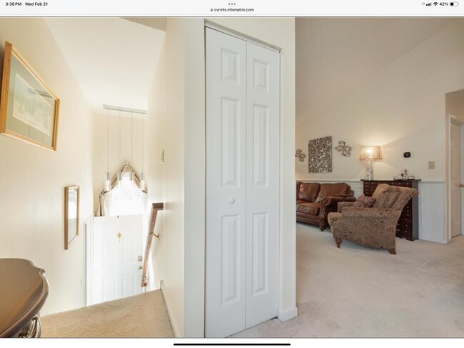 Building Photo - Stunning 2 bedroom 2 bath condo in the Hea...