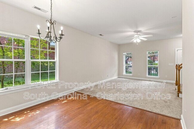 Foto del edificio - 106 Walden Ridge Way