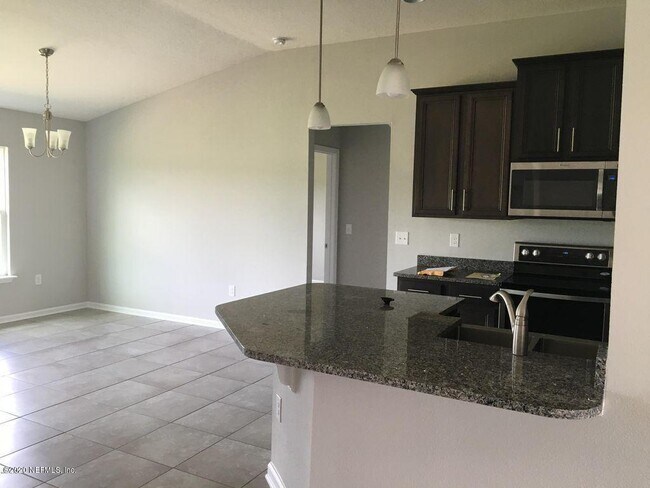 Building Photo - 313 Old Hickory Forest Rd