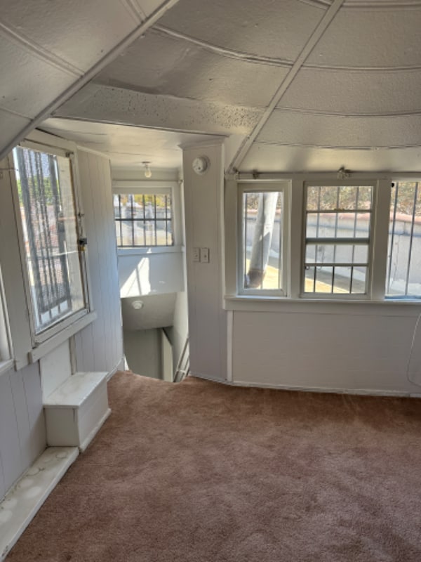 Building Photo - 3221 W 43rd Pl