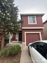 Building Photo - 470 Lair Ln