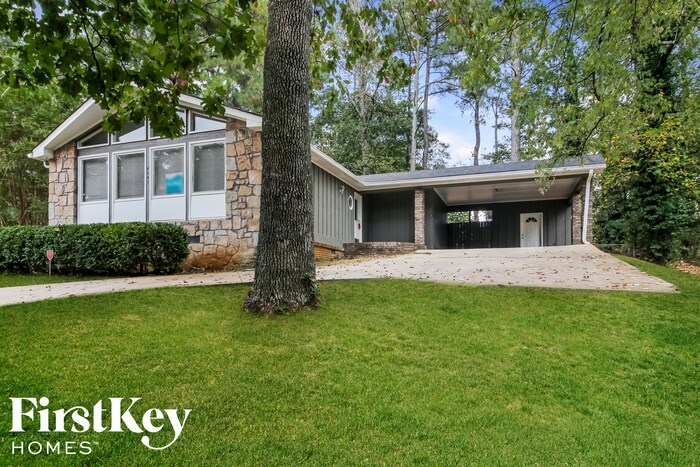 Foto principal - 4647 Randalwood Dr