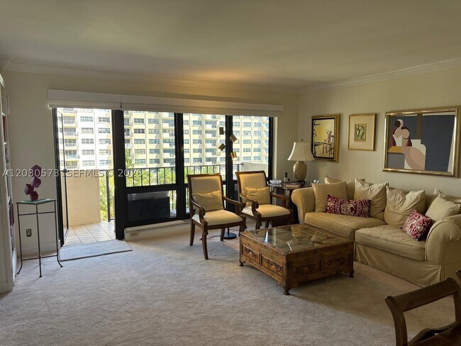 Building Photo - 4900 N Ocean Dr