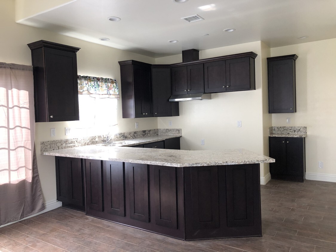 Kitchen - 637 S Montebello Blvd