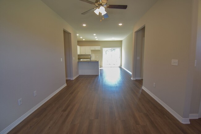 Building Photo - Nice  3 Bed 2 Bath Home in Centerton, AR