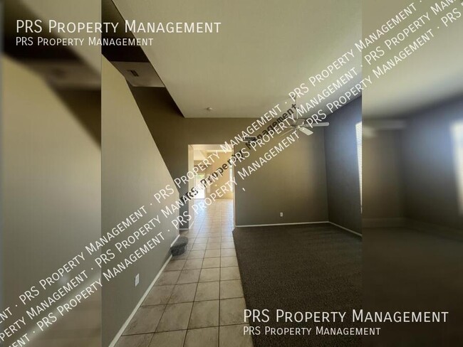 Building Photo - 819 E Leo Pl