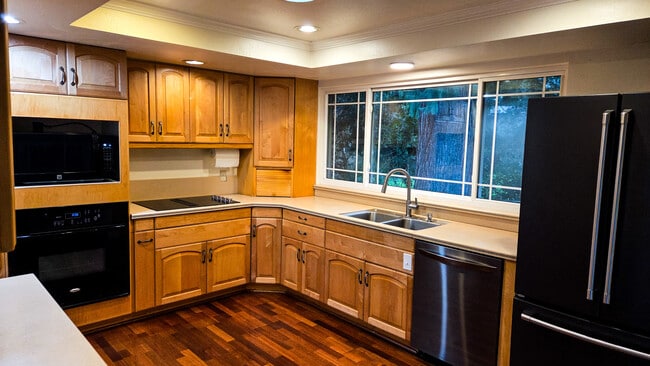 Foto del edificio - 11734 82nd Ave NE