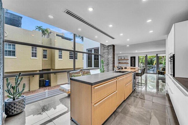 Foto del edificio - 1511 NE 4th Pl