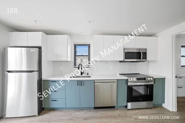 Building Photo - 776 61st St