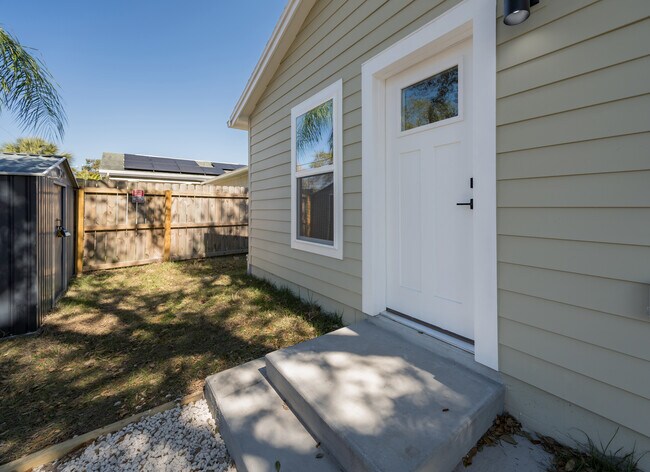 Foto del edificio - 4825 5th St N